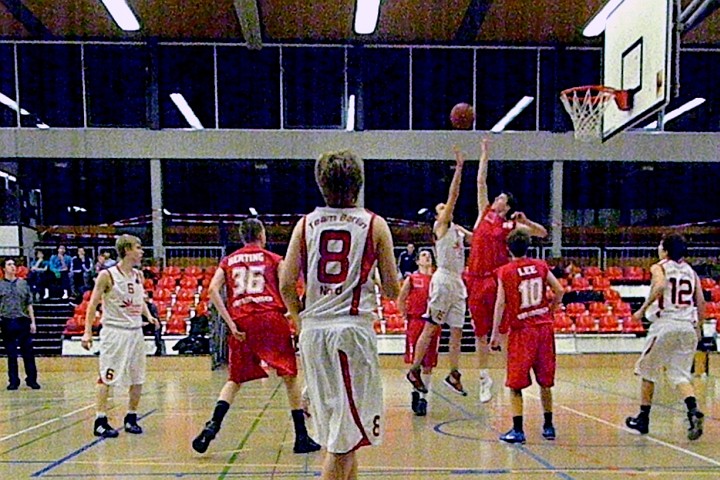 Foto &copy;Jessye VanDuine, 2011